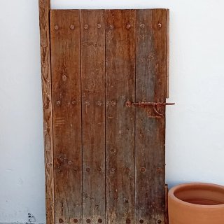 Puerta madera rústica con clavos 170x92cm
