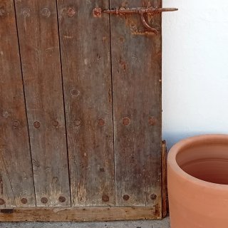 Puerta madera rústica con clavos 170x92cm