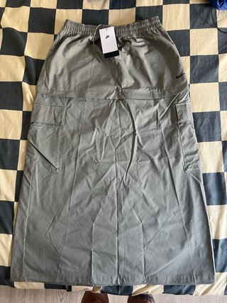 Falda Nike Cargo Verde Oliva Talla S