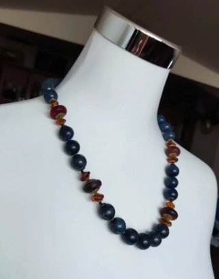 Collana pietre blu e marroni