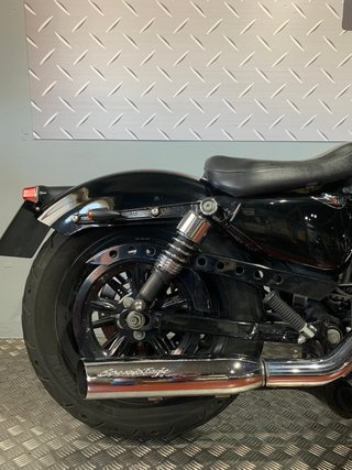 Harley-Davidson Sportster 883R