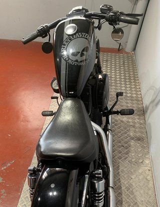 Harley-Davidson Sportster 883R
