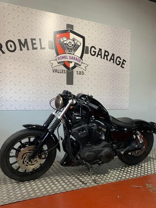 Harley-Davidson Sportster 883R