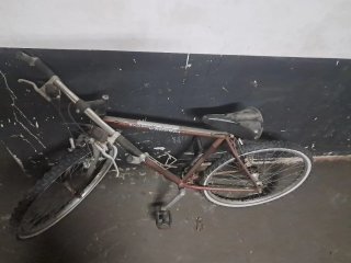 Bicicleta de montaña Concept Oxidada y sucia