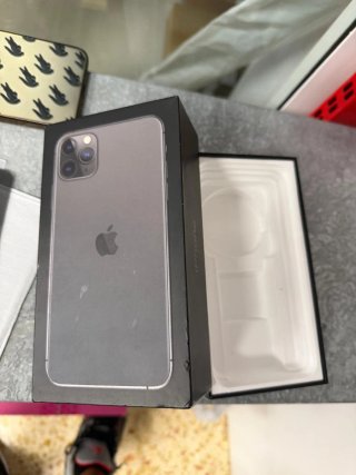 iPhone 11 Pro Max 64GB Negro Espacial