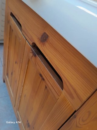Mueble de baño lavabo cerámica y madera