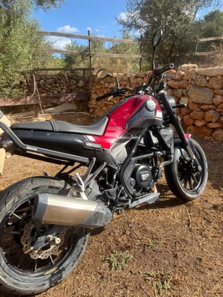 Benelli Leoncino 250