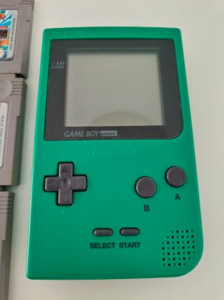 Nintendo Game Boy Pocket Verde + 9 Juegos