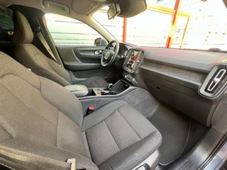 VOLVO XC40 1.5 T2 Essential
