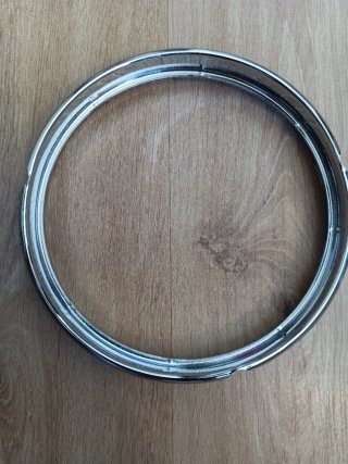 Cerquillo cromado faro Lada Niva
