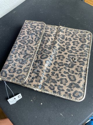 Cartera de mujer con estampado de leopardo