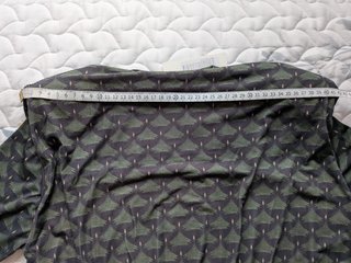 Vestido midi drapeado hombros