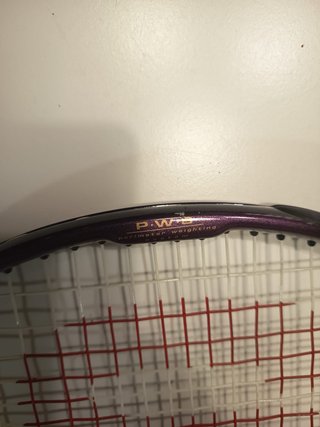 Raqueta de tenis Wilson con funda