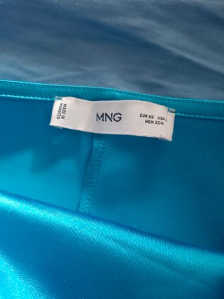 Vestido corto satinado azul