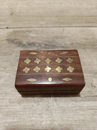 LOTE. Juego de 3 Cajas Decorativas de Madera