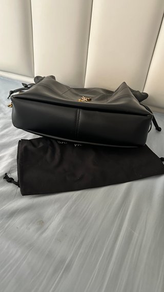 Saint Laurent Gran capacidad