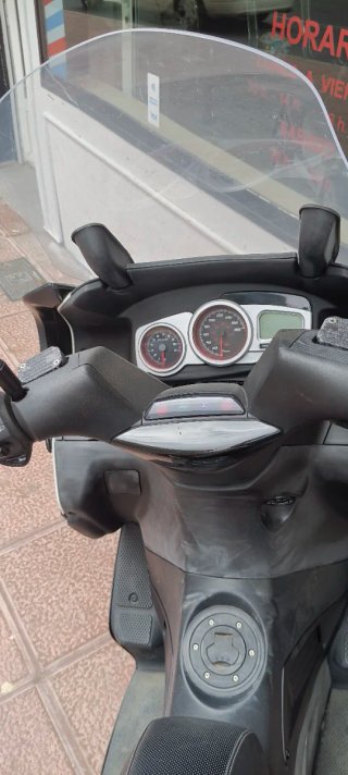 Aprilia SR Max 125 maxi Scooter