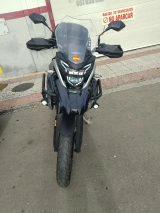 Se vende macbor montana de 500cc, con 48cv
