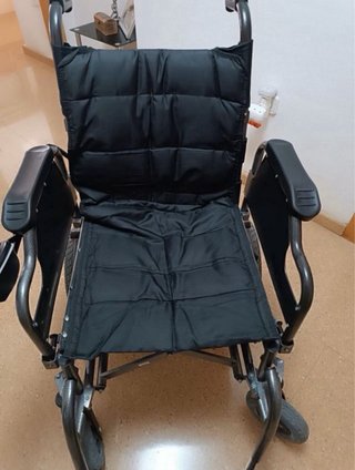 Silla de ruedas eléctrica plegable