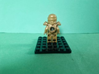 Lego Ninjago Lloyd Ninja Dorado 2013