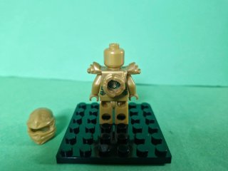 Lego Ninjago Lloyd Ninja Dorado 2013