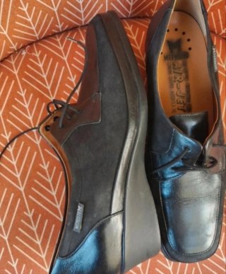Scarpe donna Mephisto nere