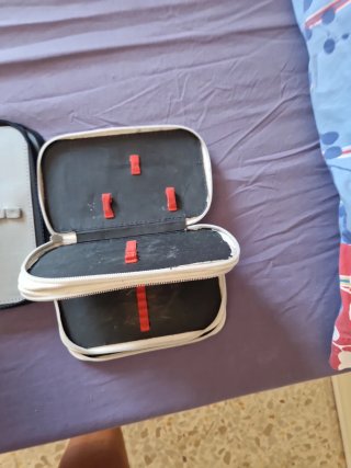 Astucci vuoti per bambini