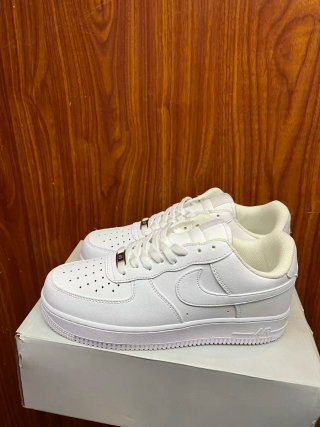 Nike Air Force 1 Talla 43 Nuevas