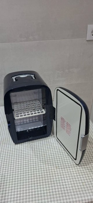 Mini nevera Pininfarina Frío/Calor Nueva