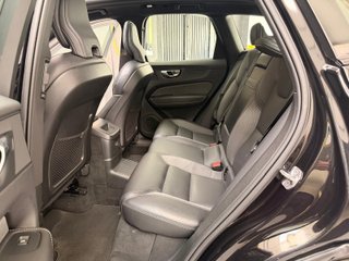 Volvo XC60 2.0 T6 AWD Recharge R-Design Auto