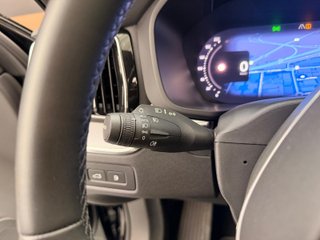 Volvo XC60 2.0 T6 AWD Recharge R-Design Auto