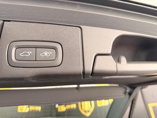 Volvo XC60 2.0 T6 AWD Recharge R-Design Auto