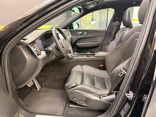 Volvo XC60 2.0 T6 AWD Recharge R-Design Auto