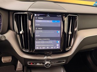 Volvo XC60 2.0 T6 AWD Recharge R-Design Auto