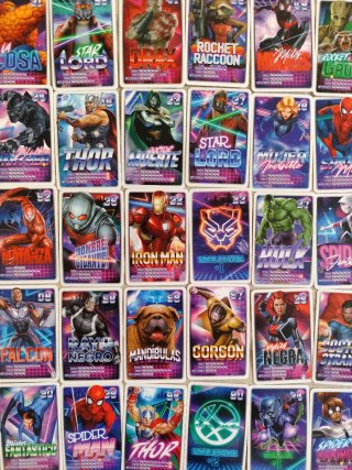 Lote 32 Cromos Marvel Variados