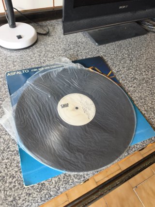 Disco Vinilo Asfalto - Más que una intención