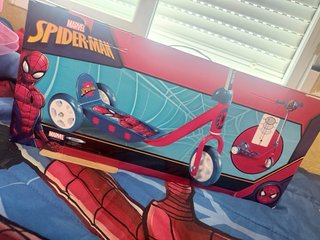 Patinete infantil 3 ruedas Frozen y Spiderman