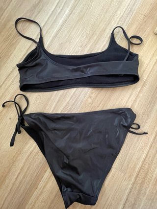 Bikini negro metalizado