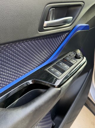 Toyota C-HR 1.8 125H Dynamic Plus