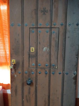 Puerta de madera antigua