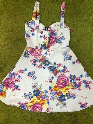 Vestido floral talla única usado