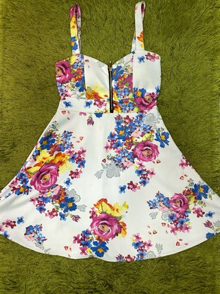 Vestido floral talla única usado
