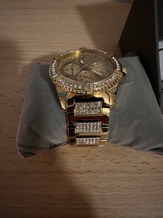 Reloj Guess Dorado Unisex
