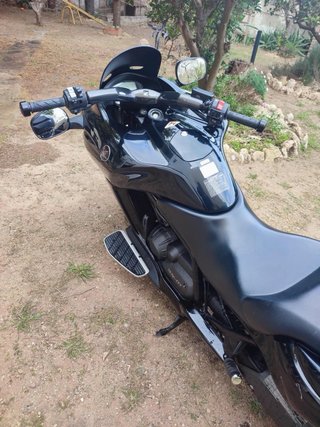 Honda DN-01 Negra