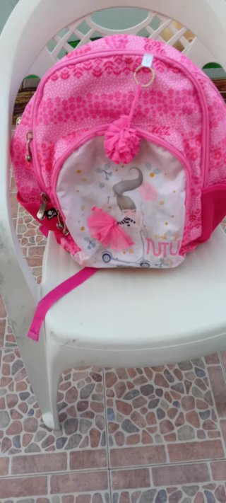 Mochila escolar rosa con dibujo de bailarina