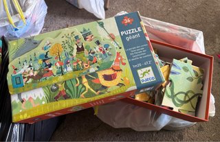 Puzzle Djeco Gigante 36p El desfile de los cuentos