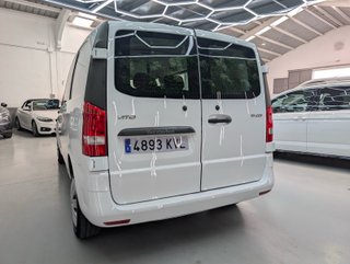 Mercedes-Benz Vito 110 CDI TD Tourer Base Larga