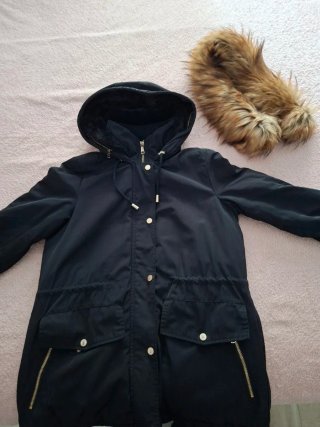 Parka Zara Mujer con Capucha