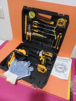 Maletín Herramientas y Taladro Percutor 21V