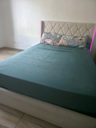 Canapé Cama LED Control Móvil Beige